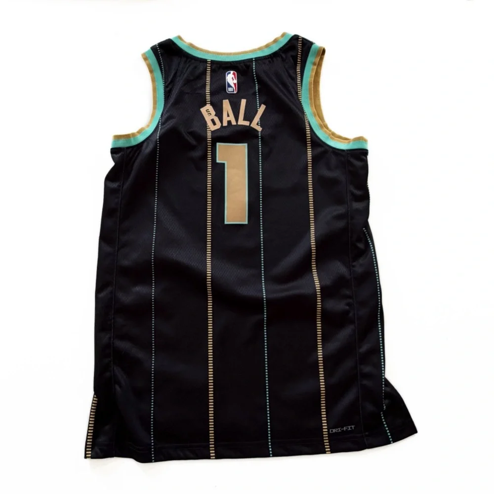 Jordan LaMelo Ball Jersey #1 Charlotte Hornets Mens Small City Edition Swingman